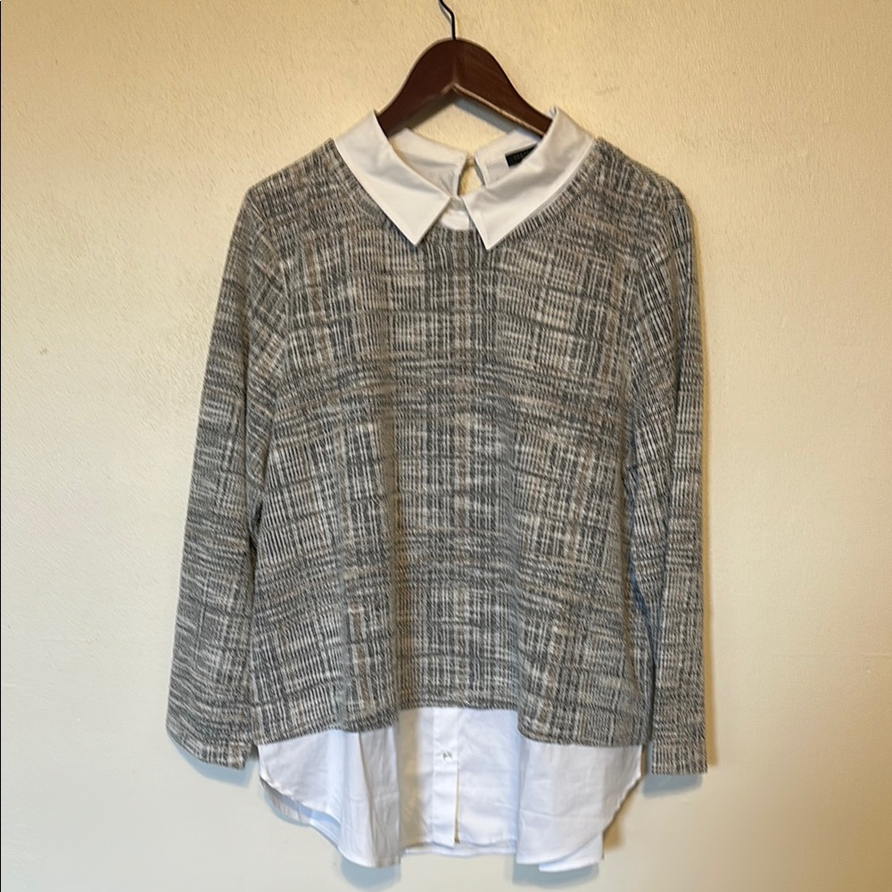 Gray Plaid Long Sleeve sweater Blouse with White Collar